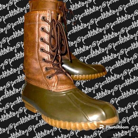 Steve Madden Water Boots​ - Picture 1 of 7